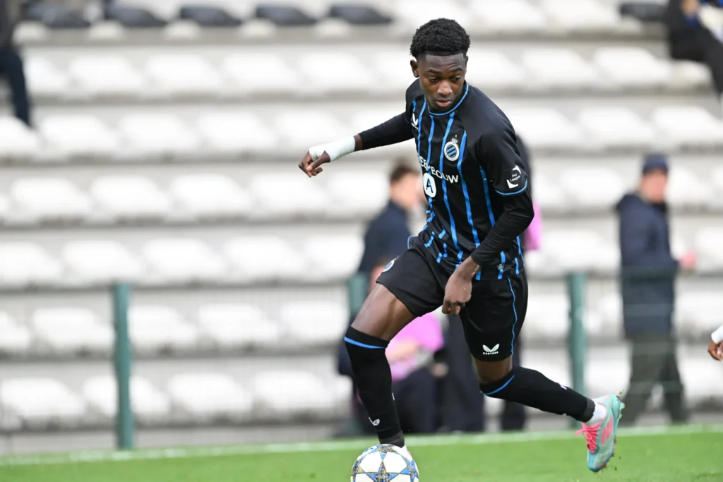 Barcelona Resmi Dapatkan Jesse Bisiwu dari Club Brugge dengan Biaya 8,5 Juta Euro