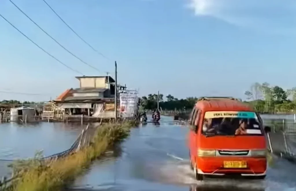 BMKG Peringatkan Angin Kencang dan Banjir Rob di Pantura Jawa Tengah, 18 Juli 2026