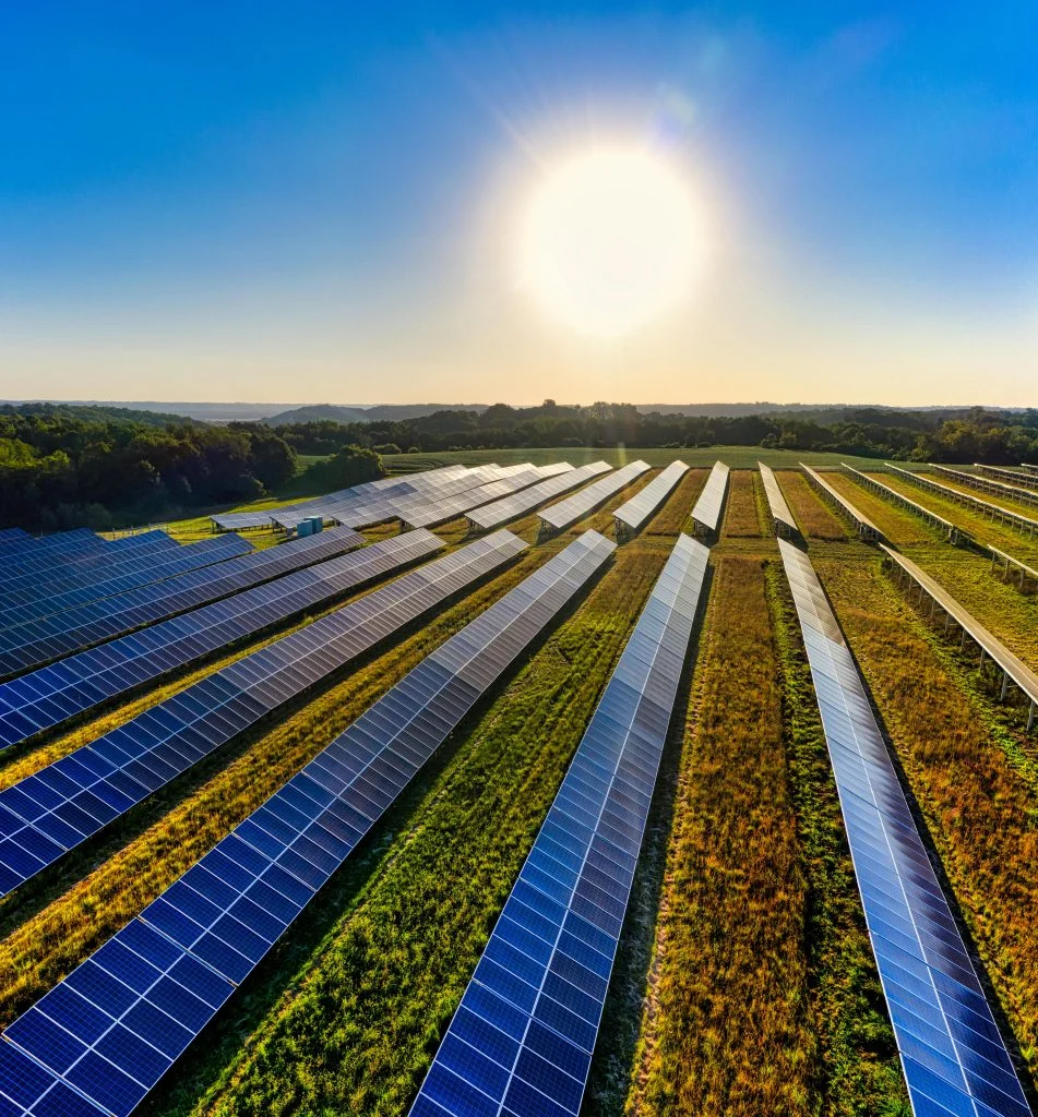 CDE Solar Energy Raih Penghargaan Efisiensi Proyek PLTS, Bukti Keunggulan EPC Skala Industri