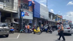 Dishub Karawang Targetkan PAD Parkir Rp1 Miliar, Kondisi Jalan Bundaran Kepuh Jadi Sorotan