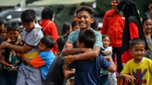 Dukungan Psikologis dari Mendikdasmen untuk Korban Teror Bom di SDN Srengseng Sawah 15
