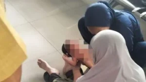Geger Bekasi: Bayi Perempuan Baru Lahir Ditemukan di Lahan Kosong, Polisi Kejar Pelaku Pembuangan