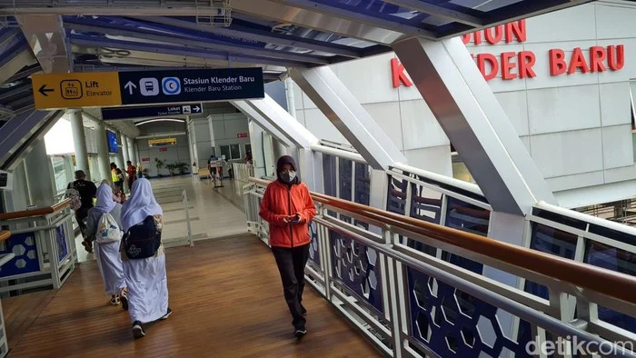 JPO Tendean Roboh: Bukti Nyata Pentingnya Standar Batas Tinggi dan Signage JPO demi Keselamatan Publik