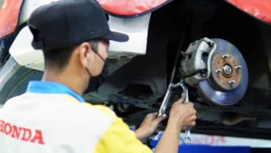 Kendaraan Bermotor Cek Rem: Pentingnya Pemeriksaan