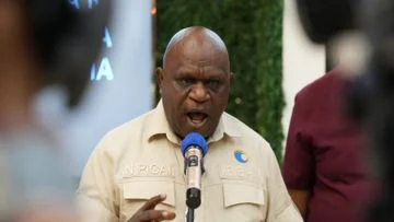 Konflik Adonara: Menteri HAM Dorong Pendekatan Budaya untuk Perdamaian di NTT