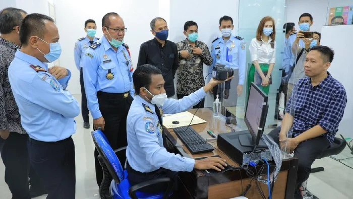 Makin Mudah! Layanan Pembuatan Paspor Kini Hadir di Mal dan Rumah Sakit