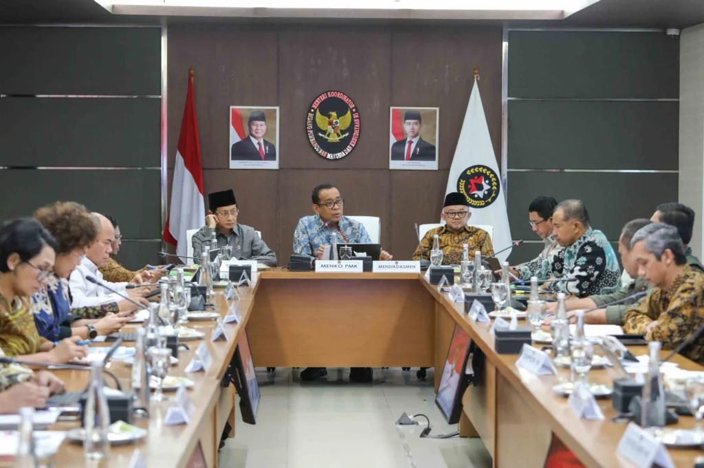 Menko PMK Pratikno Canangkan Tujuh Langkah Ciptakan Ruang Aman di Pesantren dan Sekolah
