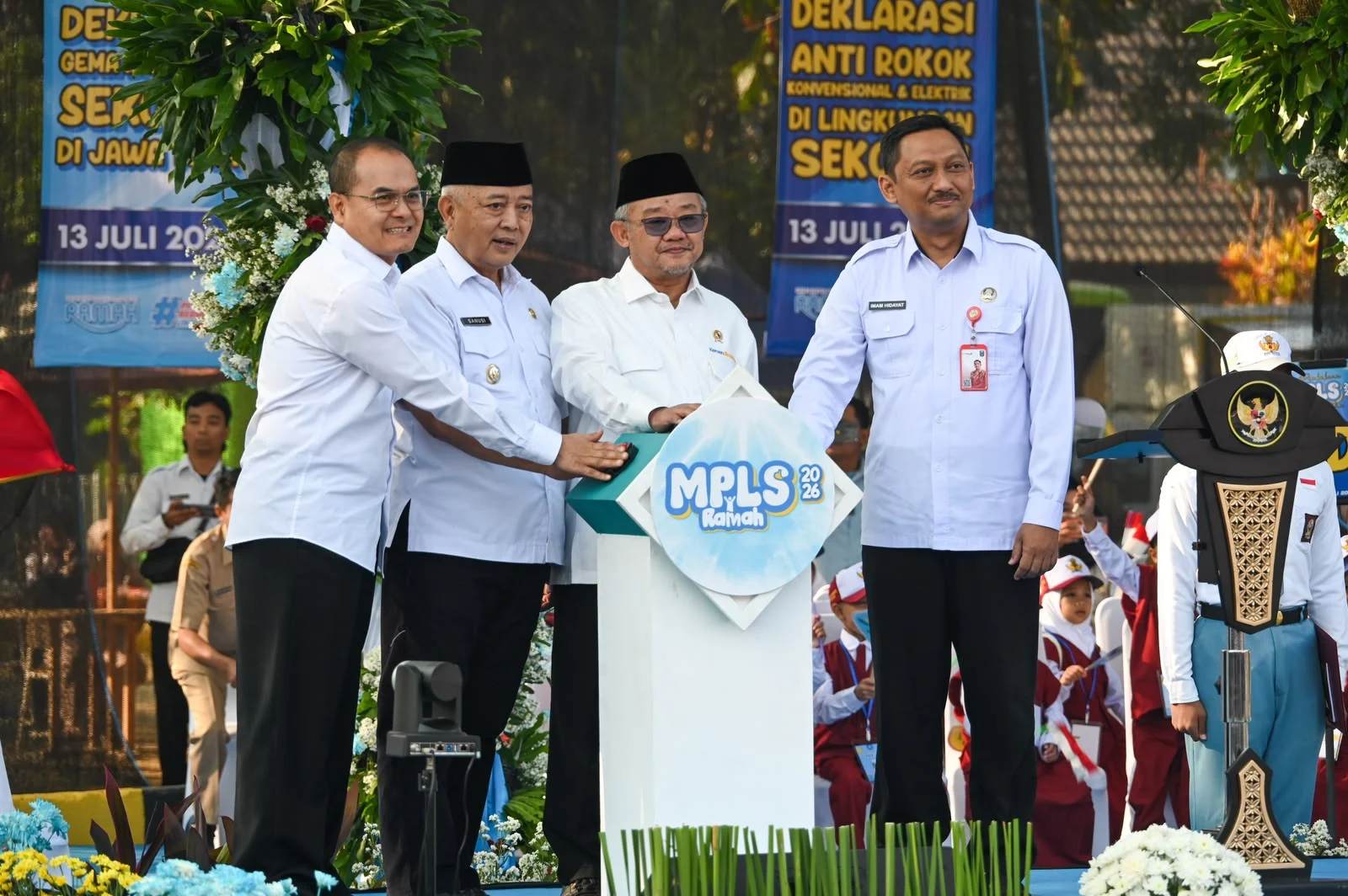 MPLS 2026: Mendikdasmen Minta Sekolah Bebas Perpeloncoan dan Senioritas