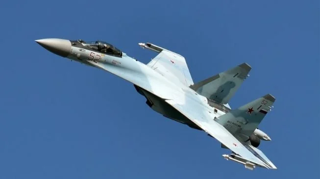 Perkembangan Pesawat Tempur Global: Dari Modernisasi Kfir hingga Sukhoi Su-35 dan Kemandirian Industri Pertahanan Indonesia
