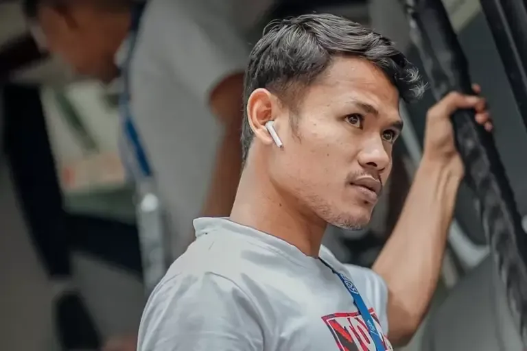 Persib Bandung dan Dimas Drajad Berpisah: Akhir Kontrak Jadi Alasan