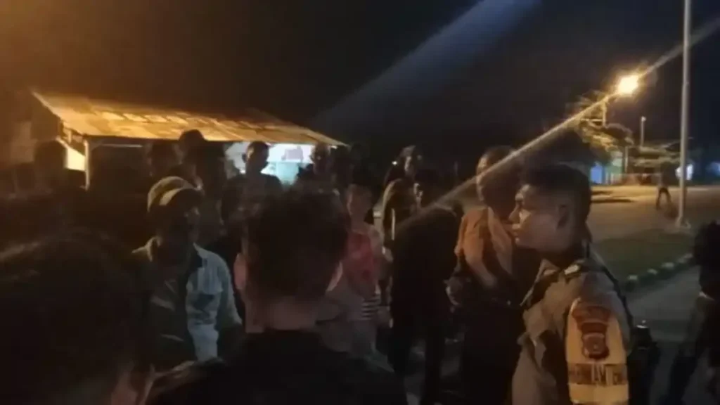 Polres Karawang Amankan Tiga Terduga Pelaku Tawuran di Lemahabang, Sita Dua Senjata Tajam