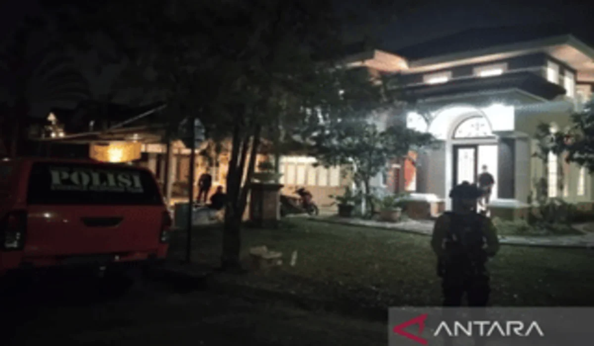 Polri Geledah Rumah di Sentul Bogor, Sita Emas dan Valas Rp476 Miliar