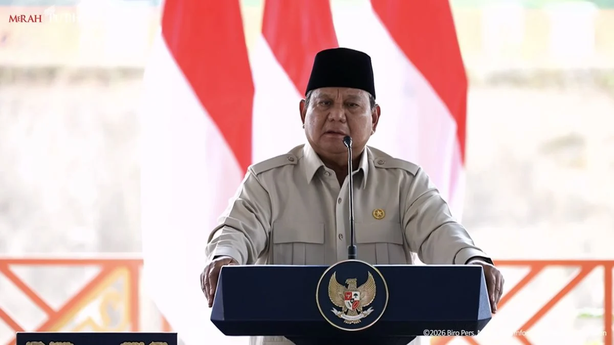 Prabowo Geram Sebut Banyak Penyusup yang Jadi Maling MBG, Tegaskan Program Tetap Lanjut