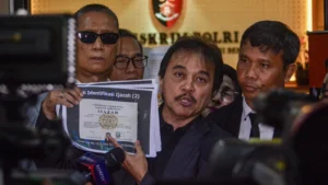 Roy Suryo Pecat Tim Kuasa Hukum: Konflik Internal dan Sidang Ijazah Jokowi Makin Panas