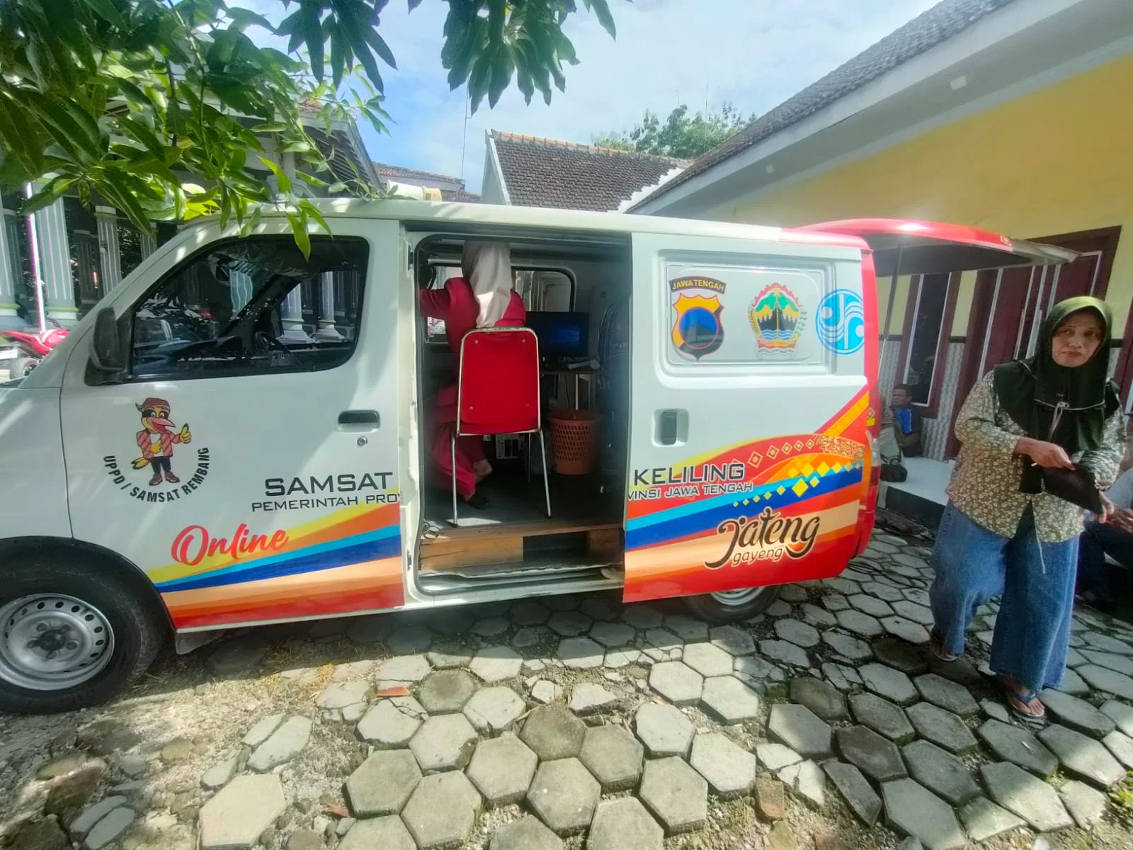 Samsat Keliling di Jabodetabek: Kemudahan Bayar Pajak Kendaraan bagi Warga Karawang dan Sekitarnya