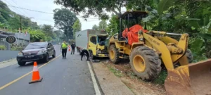 Setelah Truk Alat Berat Tabrak JPO, Pemerintah Kaji Perketat Pajak Alat Berat
