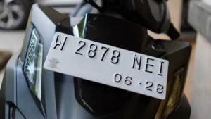 Simak Biaya Ganti Plat Motor Lewat Biro Jasa: Lebih Mahal tapi Praktis?