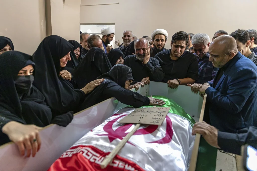 Skandal Intelijen: Komandan Militer AS Abaikan Peringatan, Bom Salah Sasaran Tewaskan 168 Anak di Iran