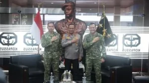 Soliditas TNI-Polri Ditegaskan Lewat Silaturahmi Kapolda Metro, Pangdam Jaya, dan Pangkopassus
