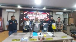 Terlilit Hutang, PNS Pemkab Cirebon Nekat Bunuh dan Rampok Tetangga Sendiri