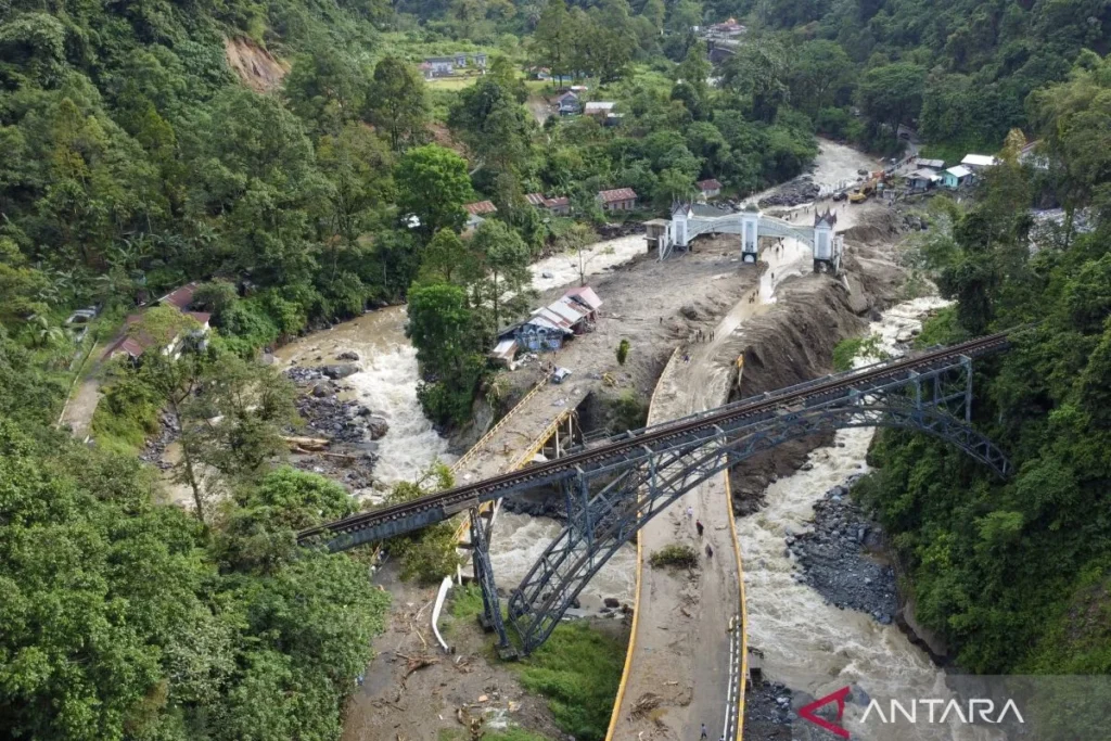 Update Kecelakaan Lembah Anai: Ayla Hilang Kendali Sebelum Terjun ke Jurang, Bayi 4 Bulan Meninggal
